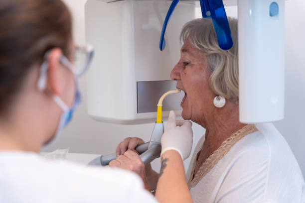 Best Pediatric Emergency Dentist in Cloverdale, VA