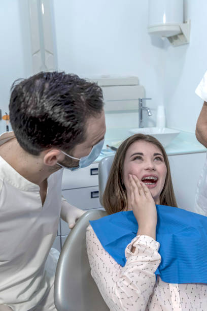 Best Emergency Dental Services for Seniors in Cloverdale, VA